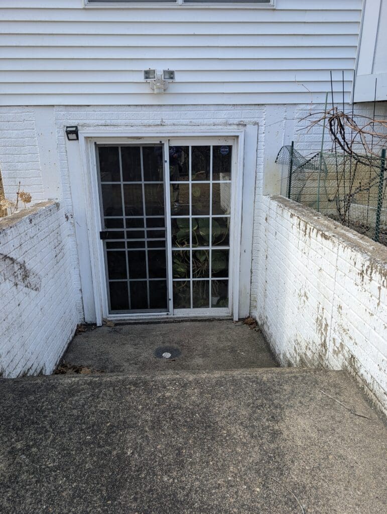 How to Fix Paint Streaks on Walls